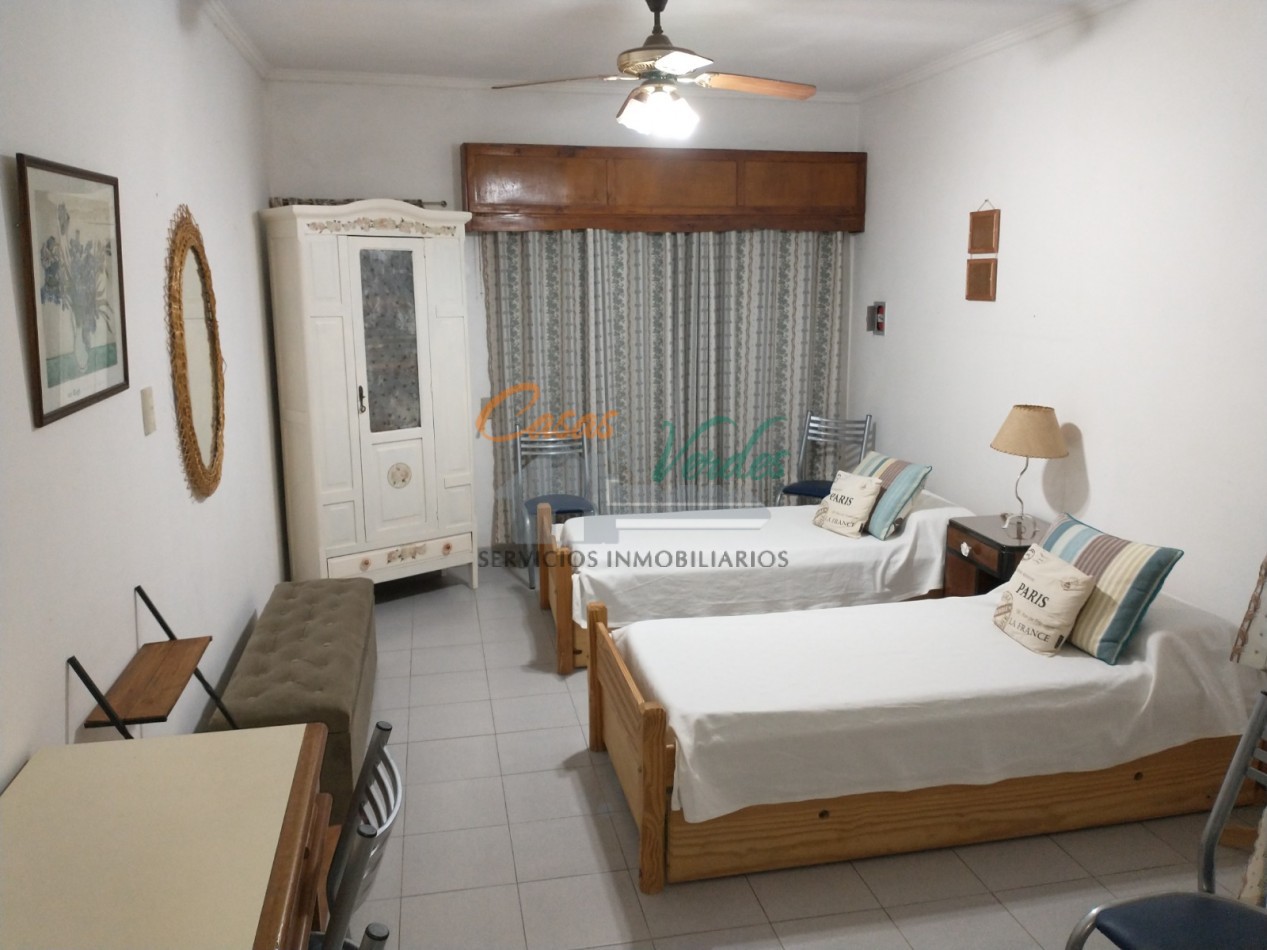 CASA todo en pb, EXCELENTE ESTADO , ideal renta