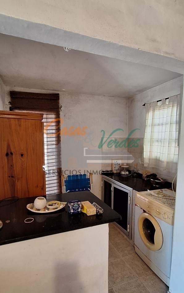 VENTA  duplex , muy amplio frente-terreno, muy buen estado general