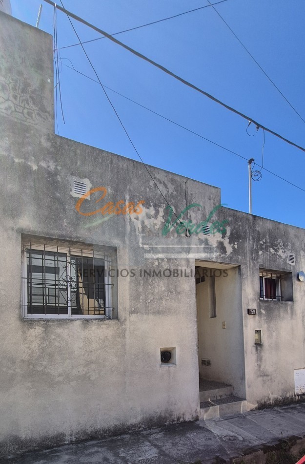 ALQUILER, casa un dorm, gas natural, patio