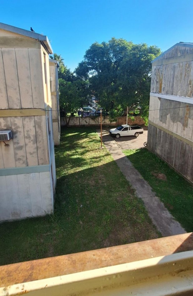 VENTA, depto 2 dorm. muy buen estado, 2do, piso por escalera, CAMOIRANO Y DORREGO