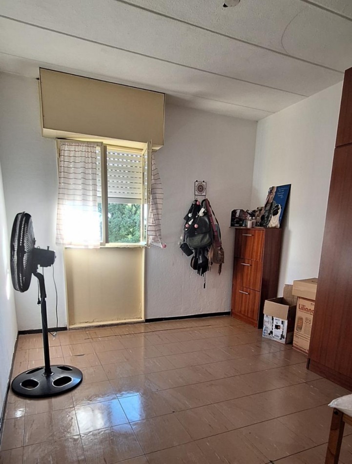 VENTA, depto 2 dorm. muy buen estado, 2do, piso por escalera, CAMOIRANO Y DORREGO