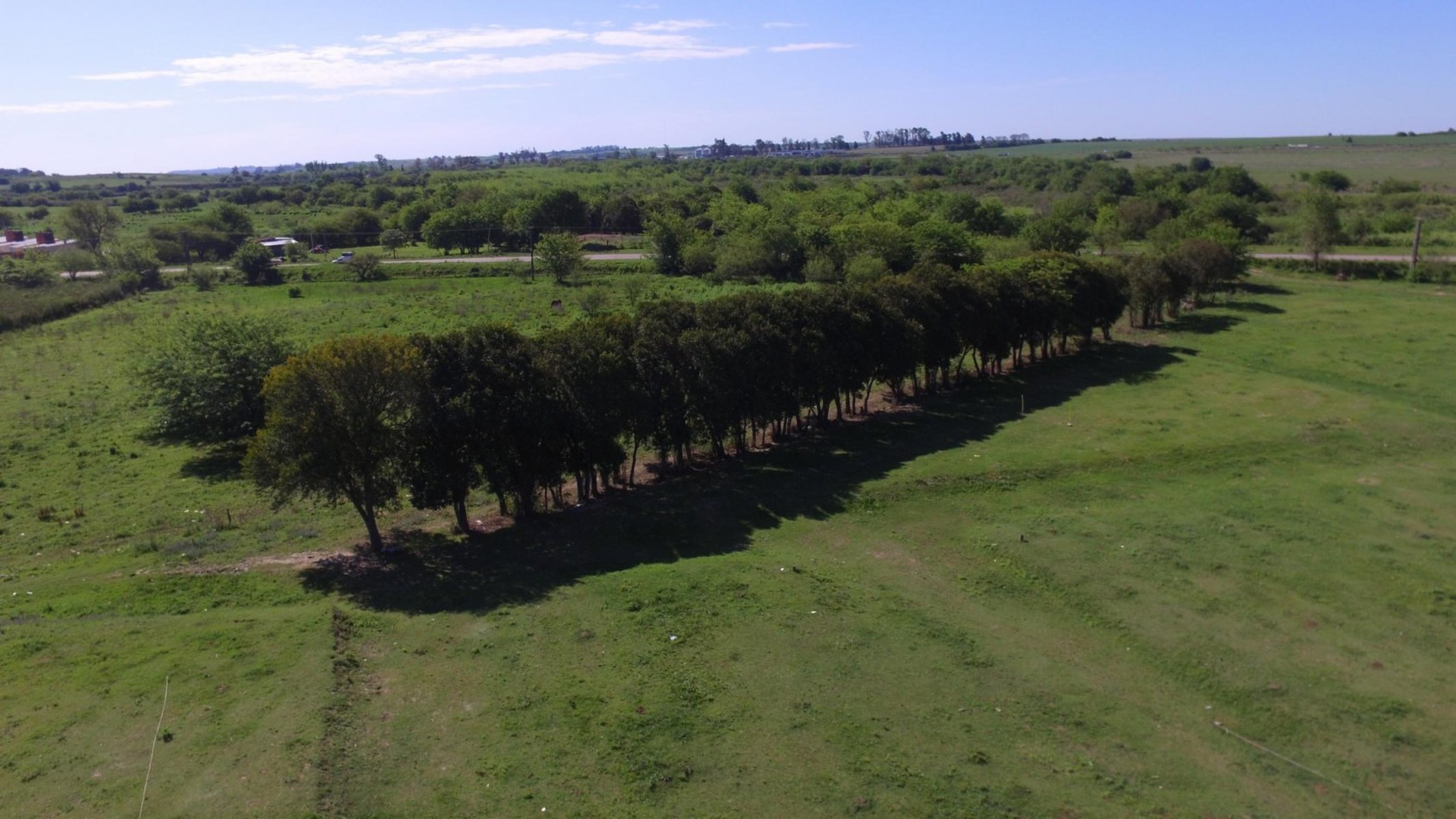 ULTIMO LOTE , zona en crecimiento, servicios de luz, agua y cloacas. terrenos nivelados.- lote de 12 frente x 20 total 240m2 aprox.