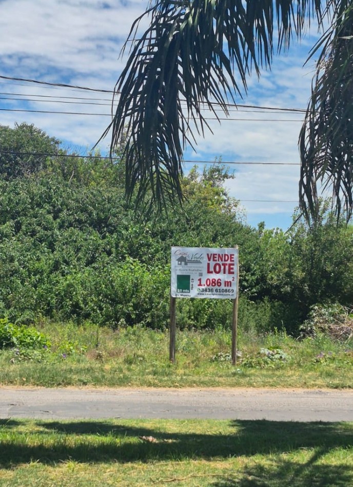 lote de 1086m2 sobre Bcar Moreno entre Gdor Sola e Irigoyen