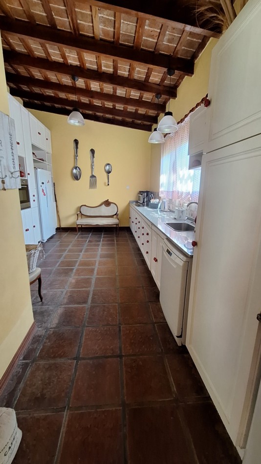 HERMOSA Chacra en zona Abadia, 3 dorm, 2 baños, pileta, PURA NATURALEZA