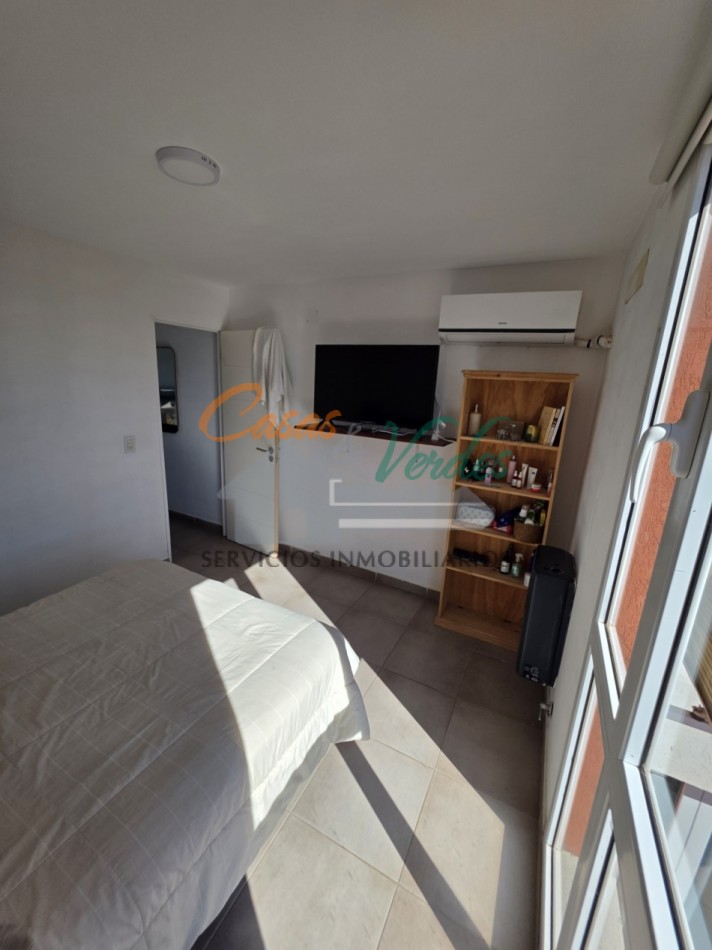 VENTA Depto Centrico 1 Dormitorio, piso 2 por ESCALERA