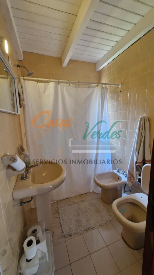 VENTA, casa antigua, muy buen estado general, pleno centro