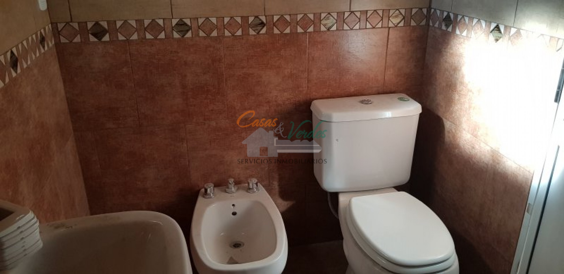 ALQUILER, Entre Rios, Victoria, casa 3 dorm, 2 baños, amplio Patio, cochera
