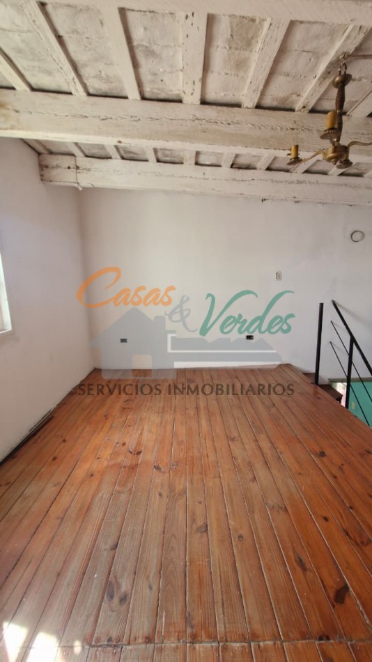 VENTA, casa antigua, muy buen estado general, pleno centro