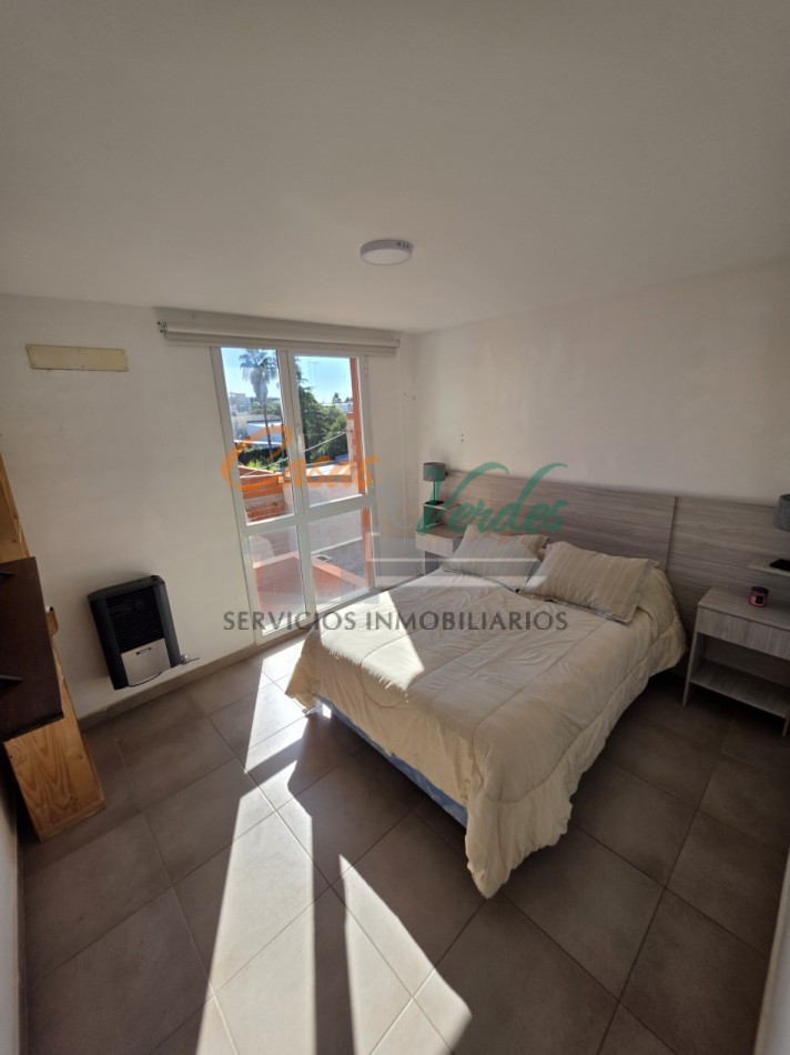 VENTA Depto Centrico 1 Dormitorio, piso 2 por ESCALERA