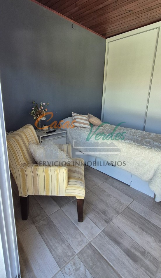 Venta, Casa dos dorm, dos baños, todos los servicios