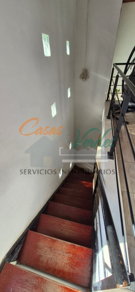 Venta, Casa dos dorm, dos baños, todos los servicios