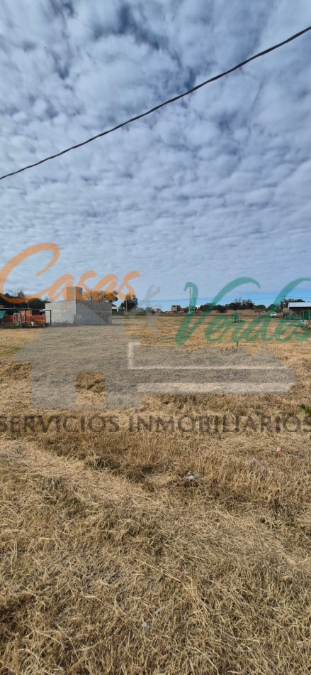 Venta Terreno nro. 28 calle Berutti con servicios de agua, cloacas y luz,