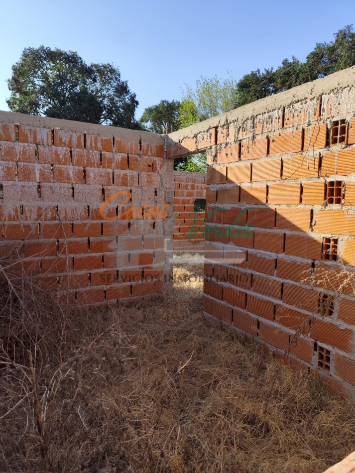 VENTA - ANTELO, Gran terreno con edificacion