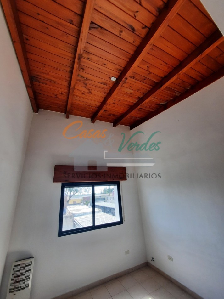 VENTA depto de 1 dormitorio, contrafente, con muy buena ventilacion cruzada, moderno, en 1 r piso por escaleras