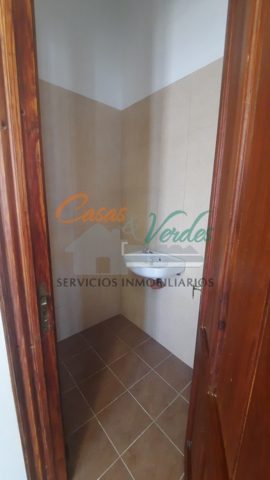 ALQUILER Local para OFICINAS, centrico en esquina