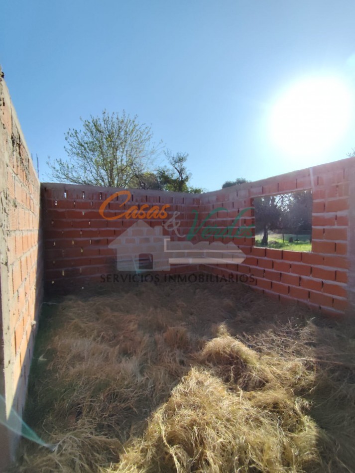 VENTA - ANTELO, Gran terreno con edificacion