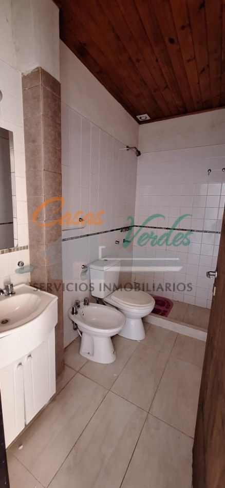 ALQUILER duplex dos dorm, dos baños, cochera techada