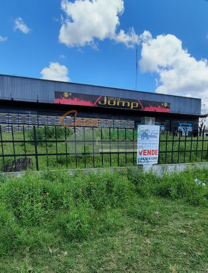 VENTA, UNICO galpon con lote terreno, manzana completa, con frente a Bvar Pueyrredon, y a la nueva Terminal de Omnibus, ideal para proyectos de todo tipo (supermercado, deposito, transportes)