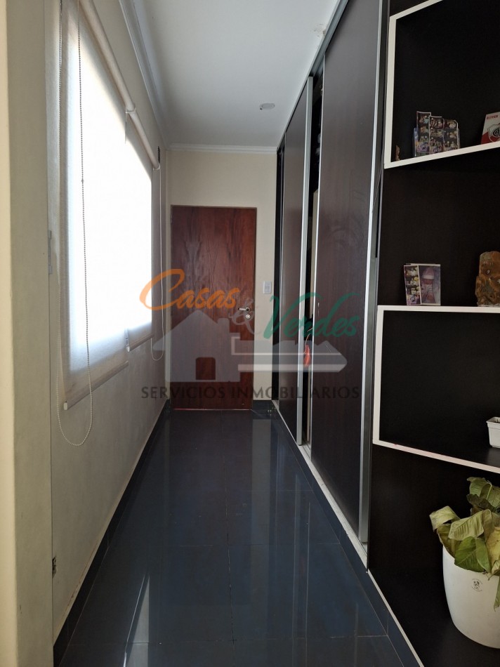 VENTA, Casa nueva 4 dorm, 4 baños, quincho pileta , cochera