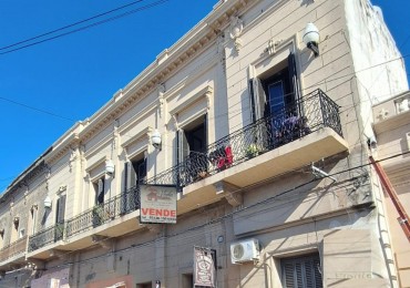  TRES deptos. OPORTUNIDAD de excelente RENTA, pleno CENTRO