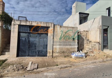 Venta Lote con construccion, cochera terminada, cimientos, calle asfaltada