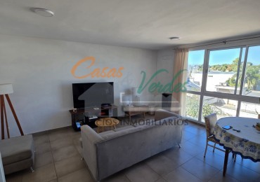 VENTA Depto Centrico 1 Dormitorio, piso 2 por ESCALERA