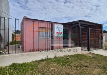 VENTA , casa economica, 1 dorm, terreno, servicios, perfecto de papeles